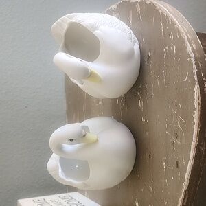 Vintage Homco Swan planters figurine